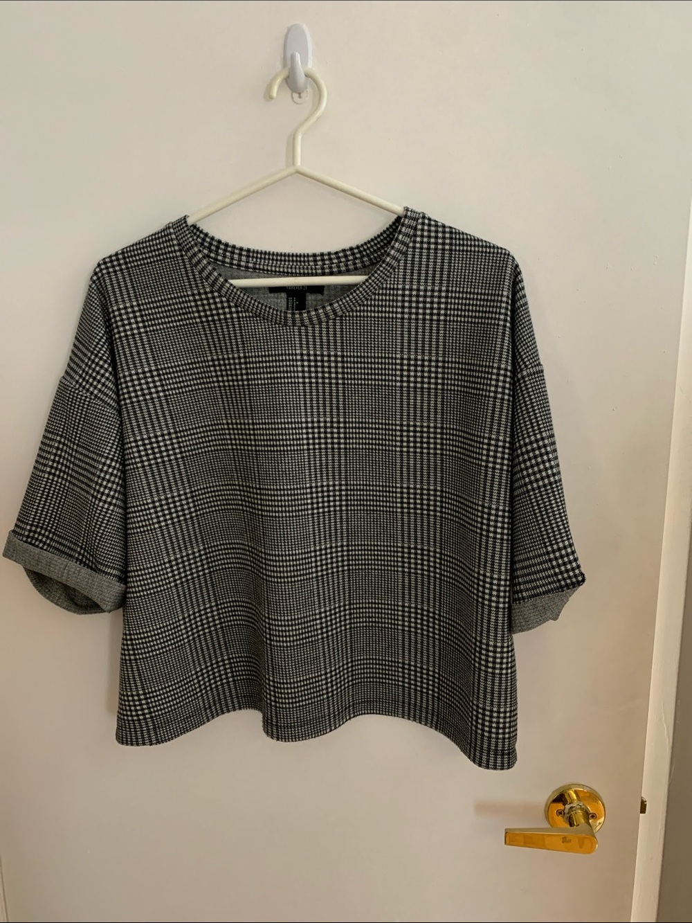 [S] F21 Houndstooth Top